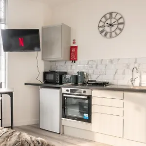 Cosy - Garden Lounge Apartment