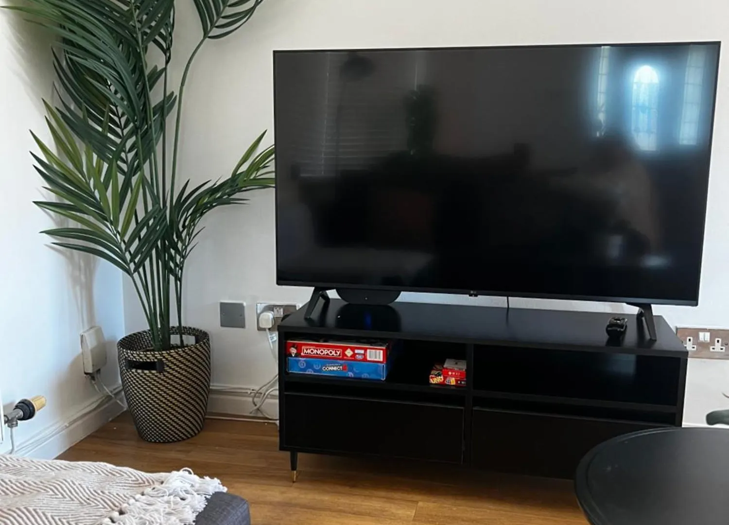Holiday home Irene Suite By Koya Homes - 2-Bedroom Bungalow, Cardiff City Centre & Free Parking United Kingdom