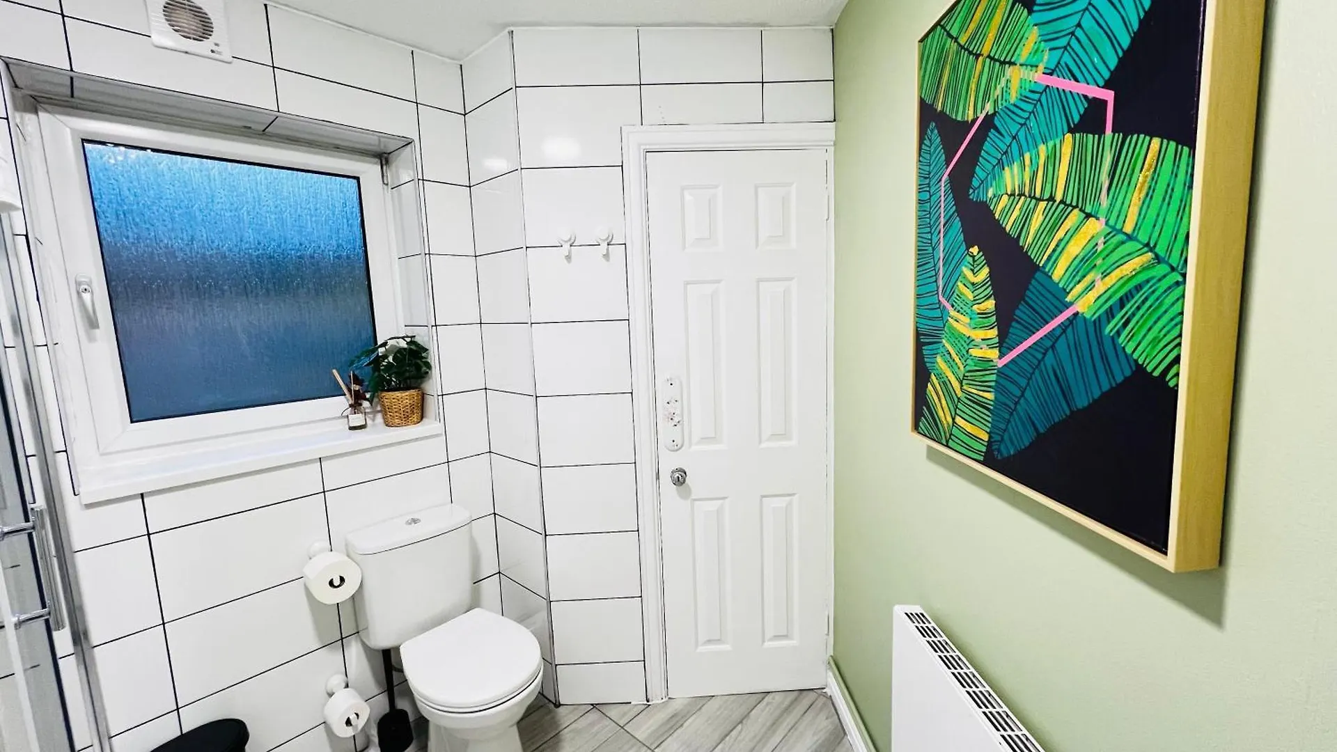 Irene Suite By Koya Homes - 2-Bedroom Bungalow, Cardiff City Centre & Free Parking